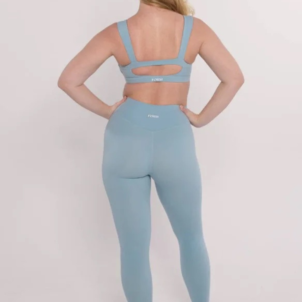Form powder blue leggins NWT